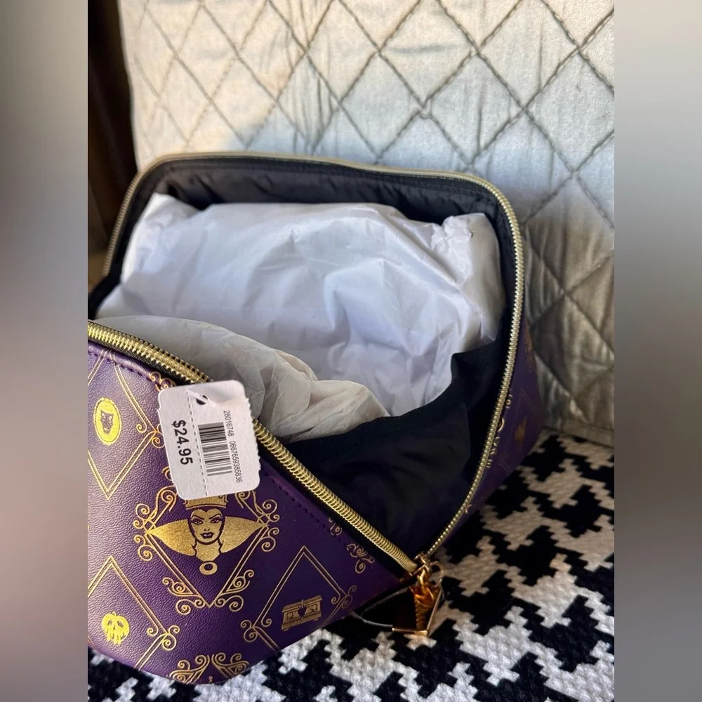 NEW B&BW 8pc Evil Queen Body Care Set & NWT Large  Cosmetic Bag, Disney Villains - Picture 8 of 12